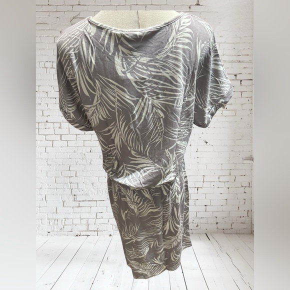 Hilary Radley Short Sleeve Palm Print Dress Gray/White | Medium (8/10) NWT - Picture 8 of 9